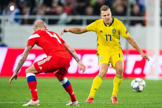 Konstantin Rausch and Andrey Semenov of Russia defends