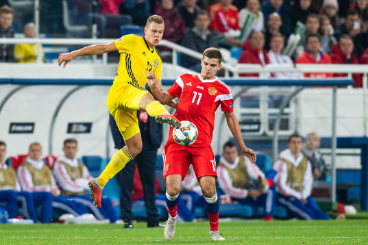 Viktor Claesson of Sweden and Roman Zobnin of Russia