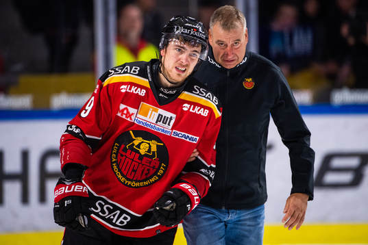 Luleås Johan Forsberg leds av isen