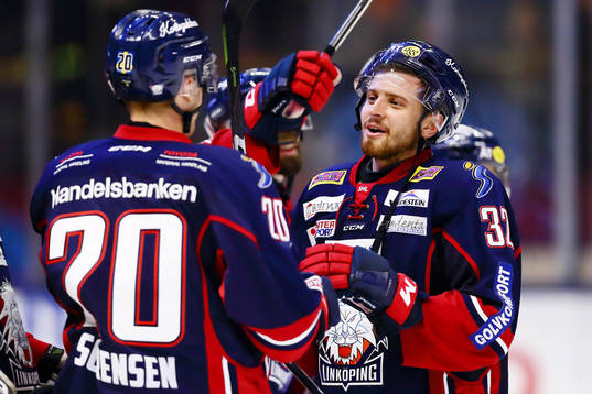 Linköpings Lukas Bengtsson jublar med Nick Sörensen