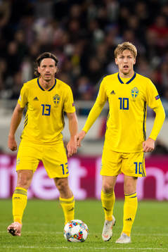 Gustav Svensson and Emil Forsberg of Sweden