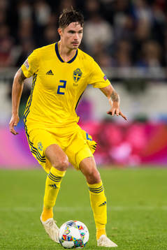 Mikael Lustig of Sweden