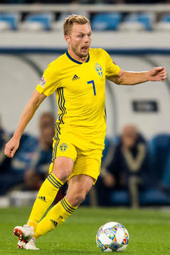 Sebastian Larsson of Sweden