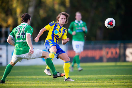 Eskilsminnes Filip Ottosson och Ljungskiles Aleksandar Kitic