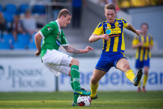 Eskilsminnes Robin Hofsö och Ljungskiles Filip Karlin