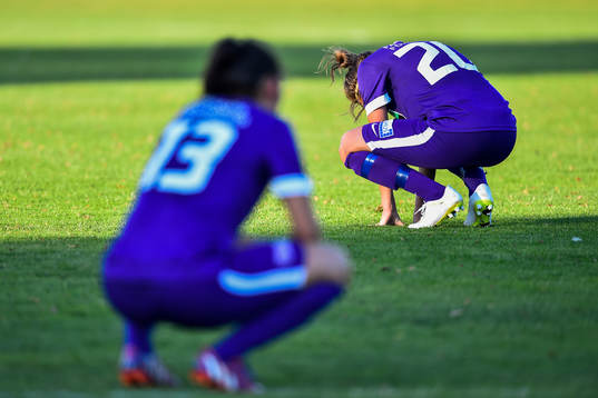 Jitex Elin Berntsson och Sarah Mellouk deppar