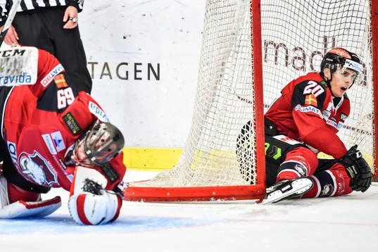 Malmö Redhawks målvakt Oscar Alsenfelt och Henrik Hetta