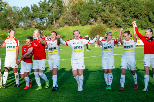 Borgebys spelare jublar