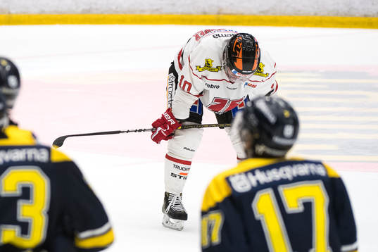 Örebros Shane Harper deppar