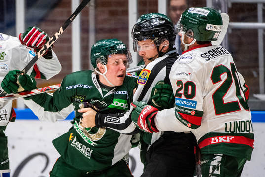 Färjestads Fabian Zetterlund och Frölundas Joel Lundqvist
