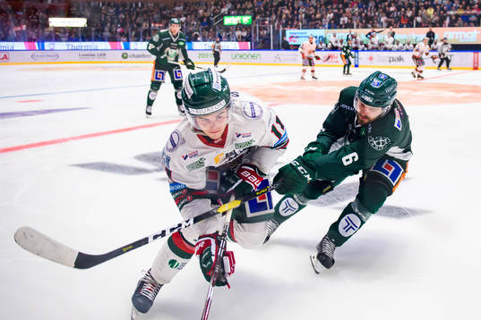 Frölundas Samuel Fagemo och Färjestads Mikael Wikstrand