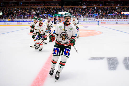 Frölundas Max Friberg jublar