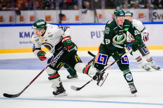 Frölundas Max Friberg och Färjestads Fabian Zetterlund