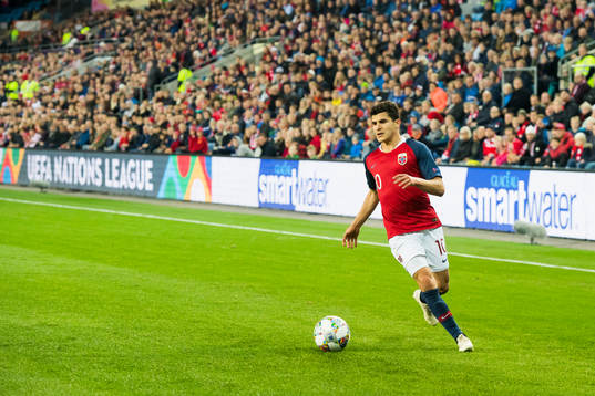 Tarik Elyounoussi of Norway