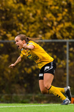 Guro Reiten of LSK Kvinner celebrates