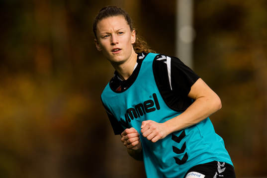 Synne Skinnes Hansen of LSK Kvinner