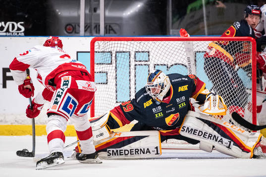 Timrås Sebastian Collberg gör 2-2 på Djurgårdens