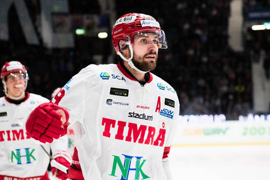 Timrås Ludvig Rensfeldt jublar