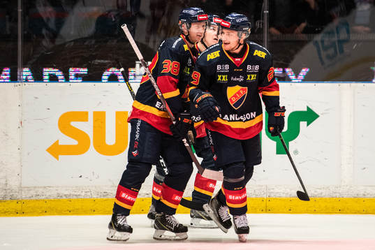 Djurgårdens Sebastian Strandberg jublar