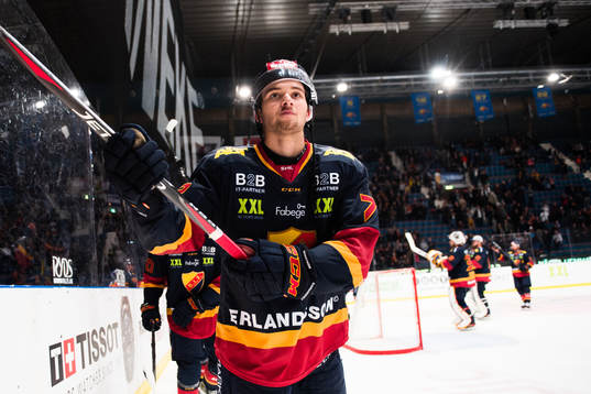 Djurgårdens Emil Bemström jublar