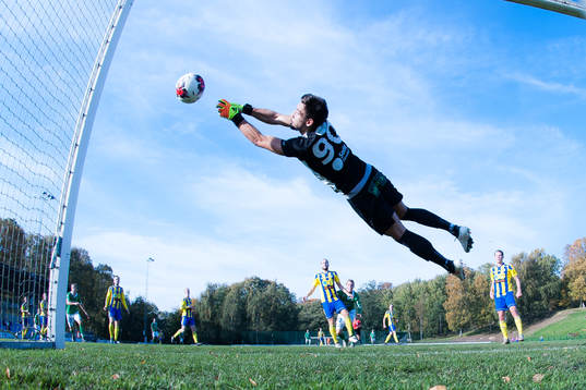 Bläddra bland fler bilder av Fotboll, Division 1 Södra, Eskilsminne - Ljungskile