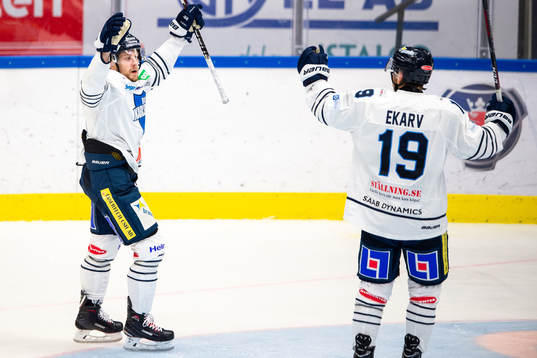 Karlskogas Carl Berglund jublar