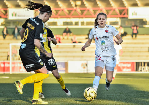 Hammarbys Amanda Johansson och Rosengårds Fiona Brown