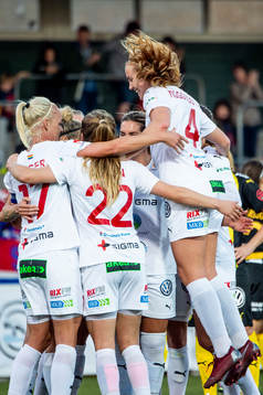 Rosengårds Glodis Perla Viggosdottir jublar med