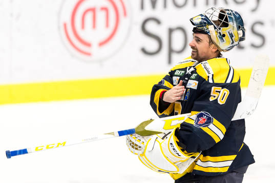 Södertäljes Alexander Sahlin jublar