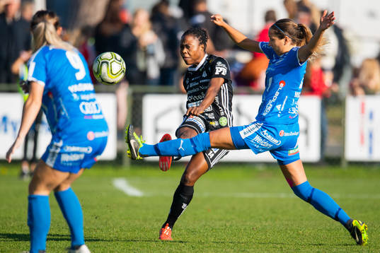 Piteås Faith Ikidi Michael och IFK Kalmars Mathilda