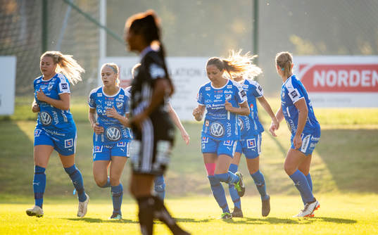 IFK Kalmarspelarna jublar
