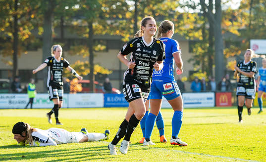 Piteås Andrea Norheim jublar