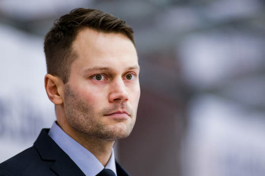 Almtunas assisterande tränare Sebastian Sjöberg Lindström