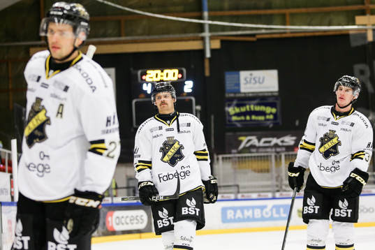 s Eric Castonguay, David Berg och Anton Holm deppar