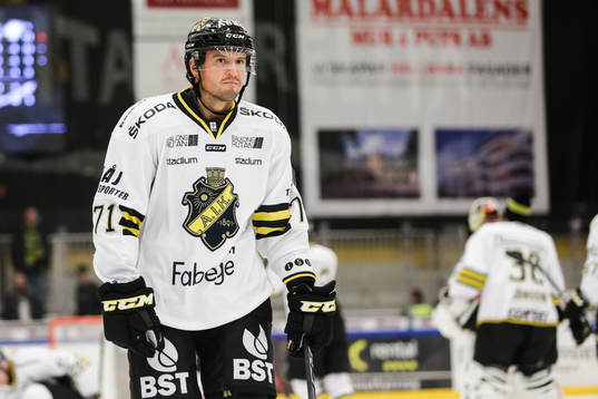 Bläddra bland fler bilder av Ishockey, Hockeyallsvenskan, Almtuna - AIK