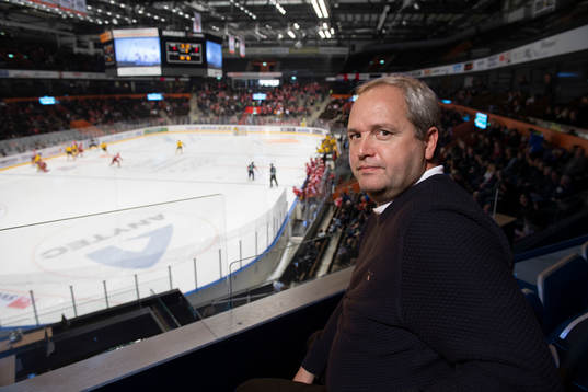 Modos sportchef Michael Sundlöv