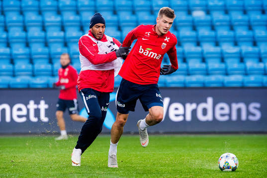 Haitam Aleesami and Alexander Sørloth of Norway
