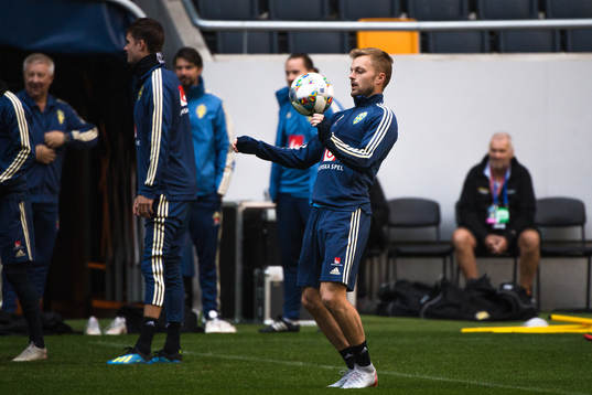 Sebastian Larsson