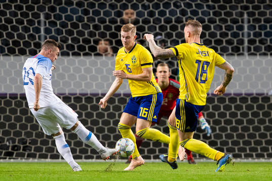 Robert Mak of Slovakia against Emil Krafth and Pontus