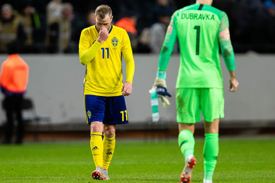 Bläddra bland fler bilder av Football, International Friendly, Sweden - Slovakia