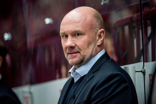 Head coach Peter Andersson of Malmö Redhawks