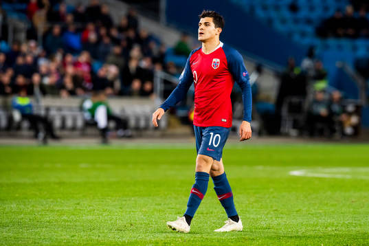 Tarik Elyounoussi of Norway looks dejected