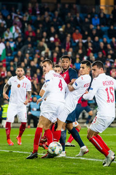 Bozhidar Chorbadzhiyski of Bulgaria and Joshua King of