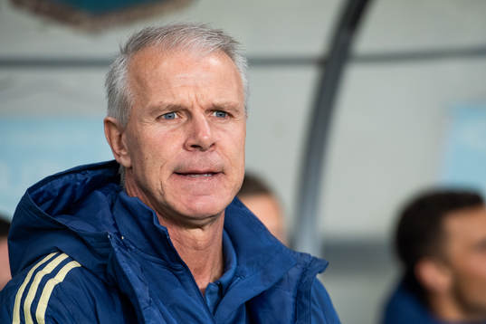 Head coach Roland Nilsson of Sweden