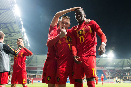 Dodi Lukabakio of Belgium celebrates with Casper De Norre
