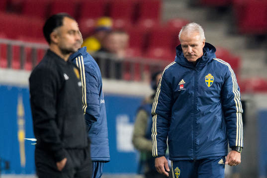 Head coach Roland Nilsson of Sweden looks dejected