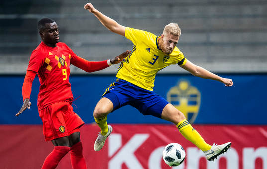 Filip Dagerstål of Sweden and Nany Dimata of Belgium