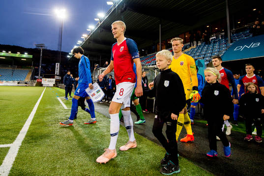 Morten Thorsby of Norway enters the pitch