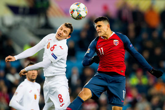 Todor Nedelev of Bulgaria and Mohamed Elyounoussi of Norway
