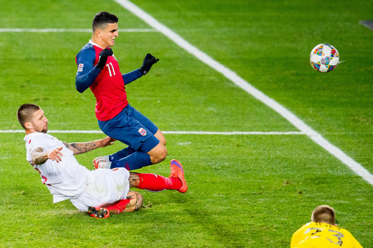 Mohamed Elyounoussi of Norway scores 1-0